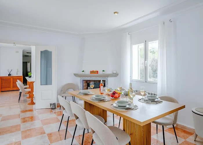 Coquette By Interhome Денія